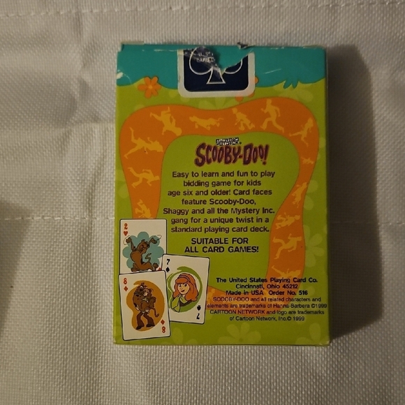 Cartoon Network Scooby-Doo Green and Blue Playing Cards - Picture 2 of 4